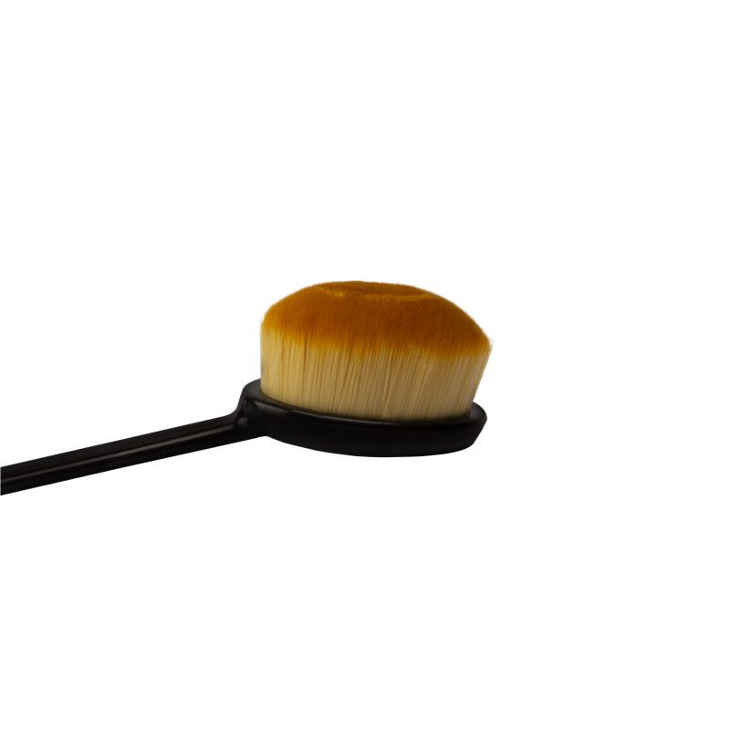 Commandez en ligne une brosse anti-poussière en or pour les ongles !